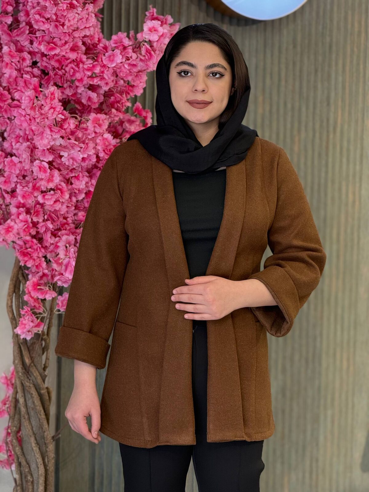 پالتو زنانه مدل فوتر یقه شالی - تصویر 3