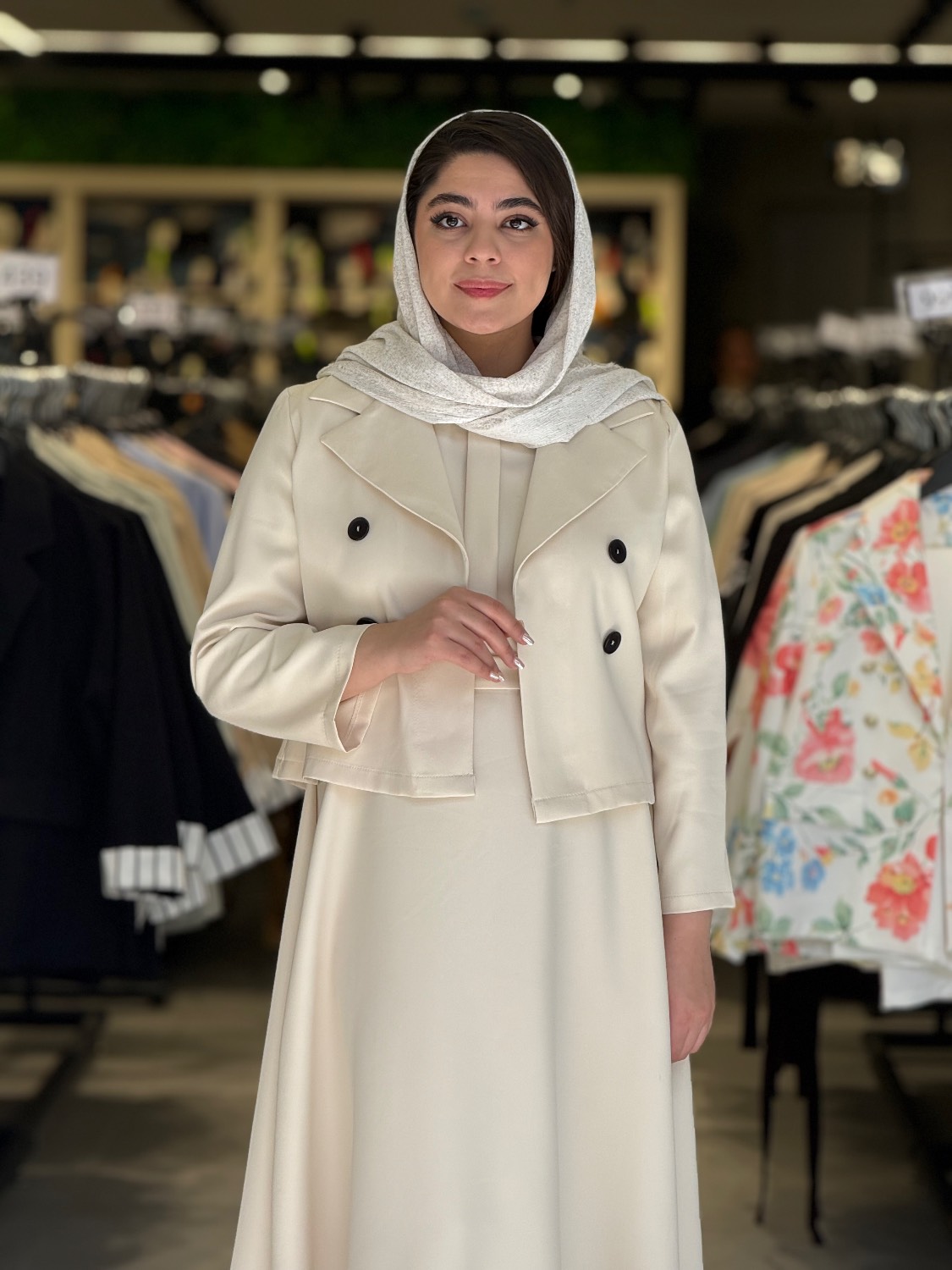 IMG_20260415_164057 کت سارافون زنانه مدل مخمل - تصویر 1