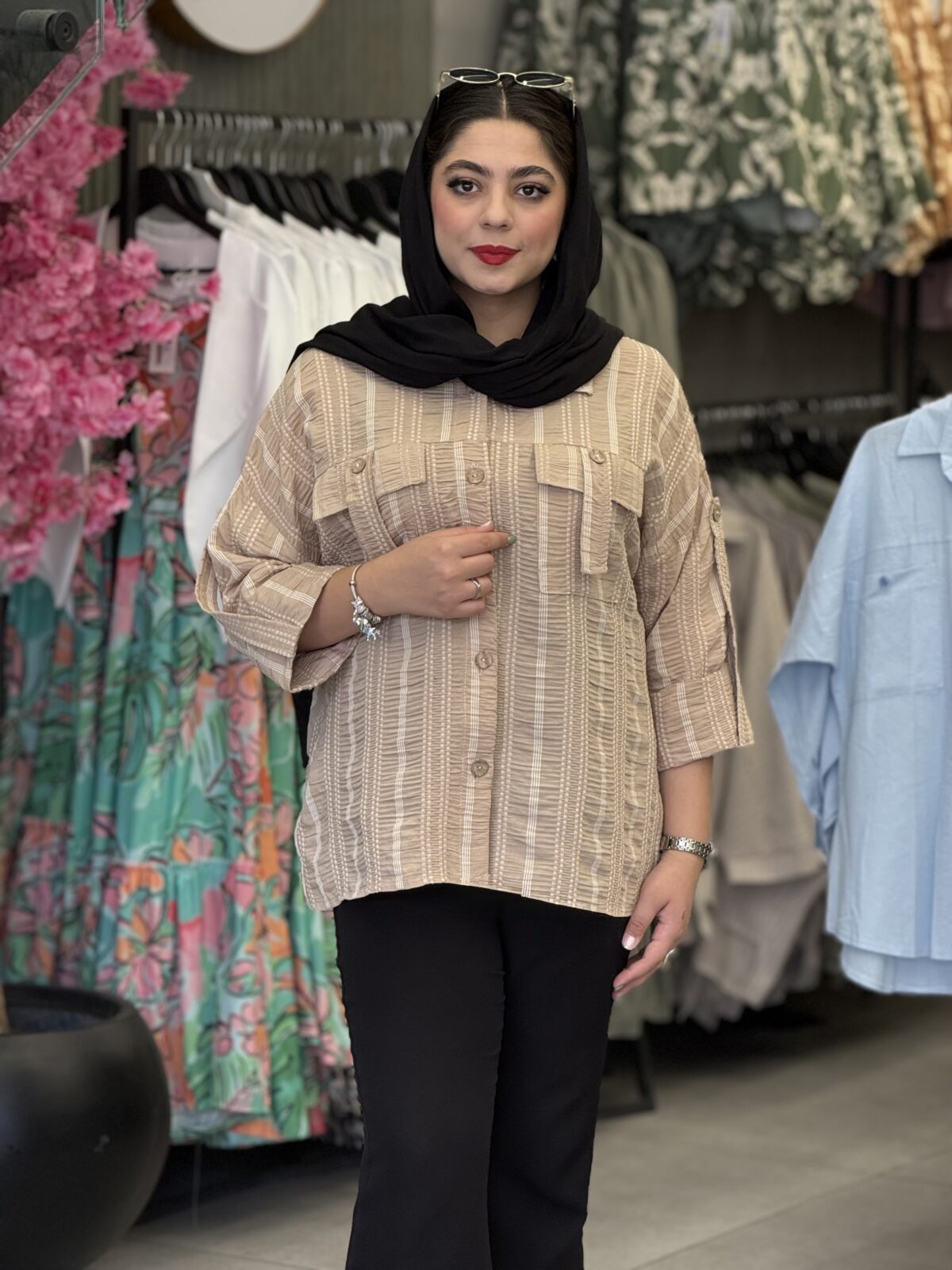 شومیز زنانه مدل جیب بندی کوک دوزی - تصویر 4